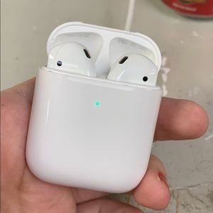 Apple 2nd Gen AirPods with Charging Case